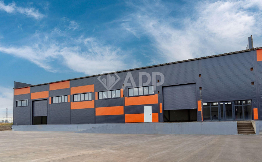 Продаю теплое отапливаемое складское помещение, 976 м² фото