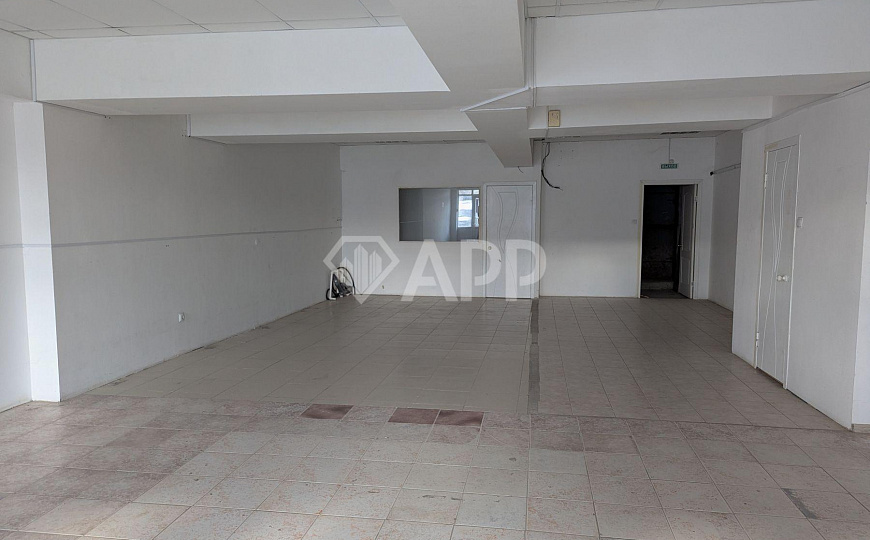 Сдам торговое помещение, 108 м² фото