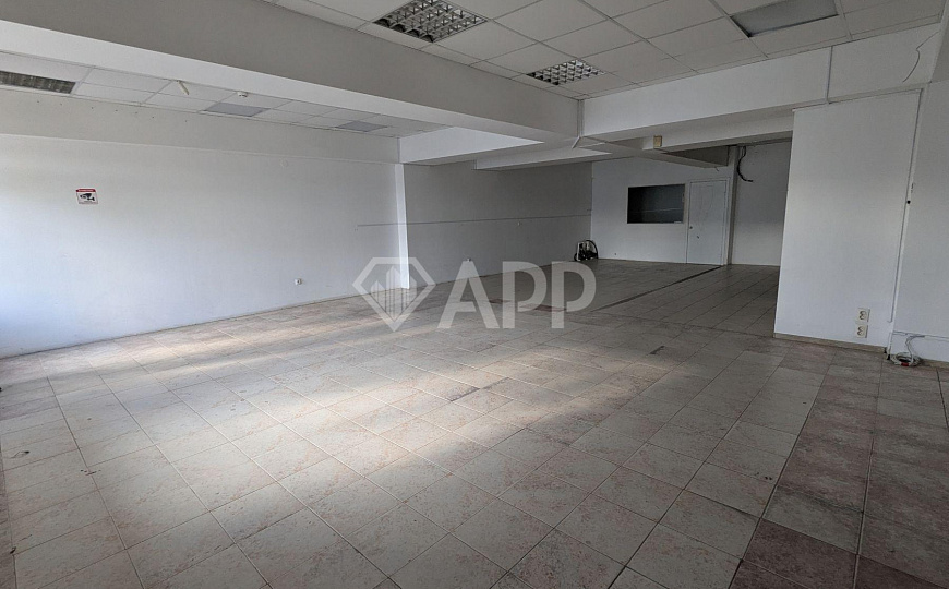 Сдам торговое помещение, 108 м² фото