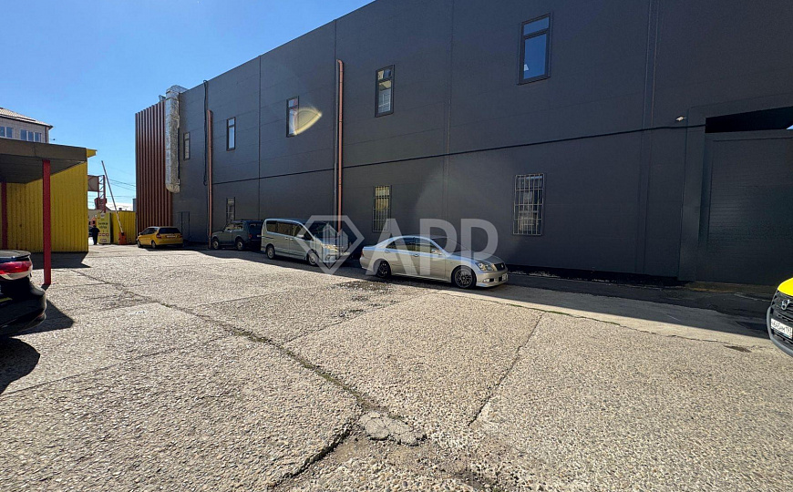 Сдаю склад с пандусом, 410 м² фото