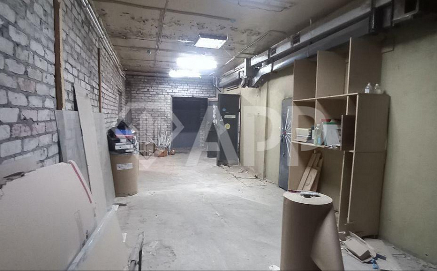 Сдам теплое светлое помещение фото