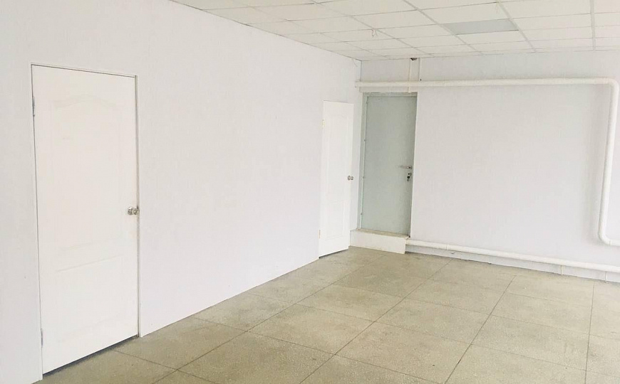 Торговая площадь 135м2 фото