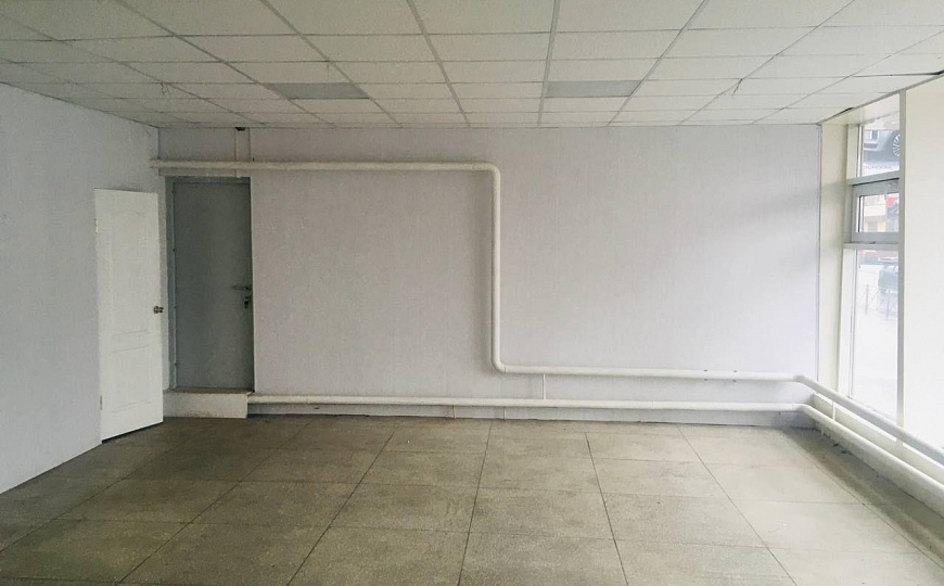 Торговая площадь 135м2 фото