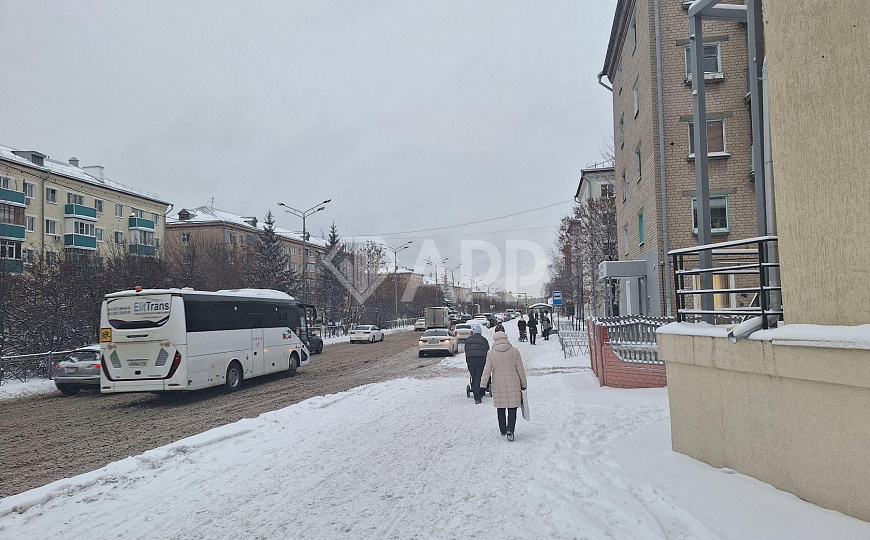 Сдам помещение в цоколе с окнами, 57,1м² фото