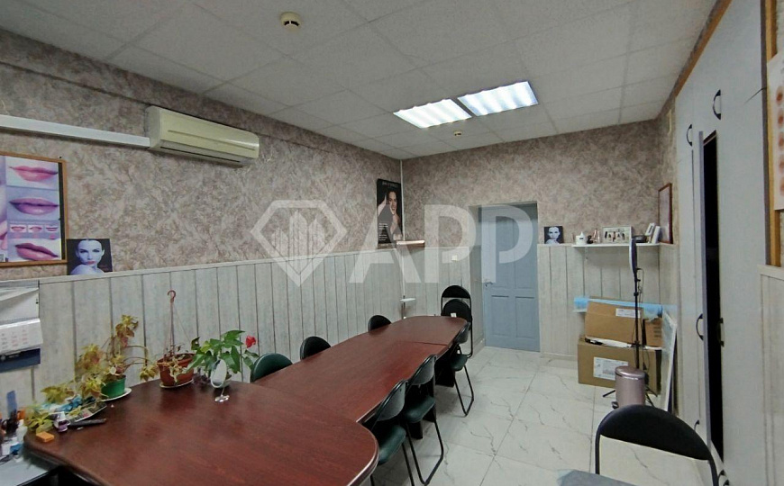 Помещение 130 кв.м. под салон красоты, офис, бизнес фото