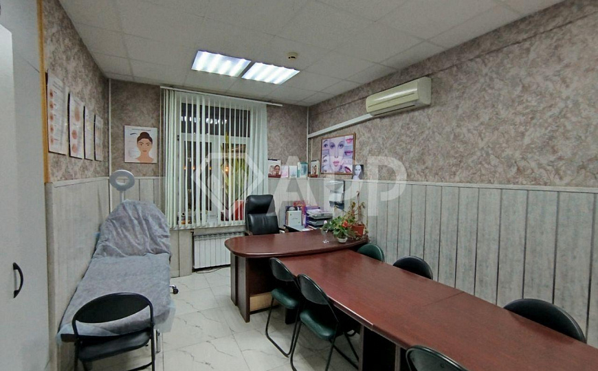 Помещение 130 кв.м. под салон красоты, офис, бизнес фото