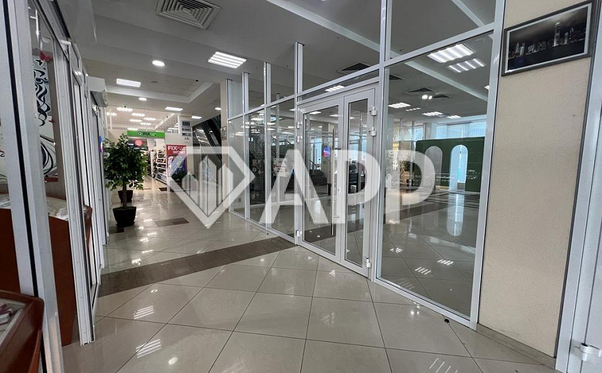 Сдам помещение свободного назначения, 800 м². Общая площадь 1000 м² фото
