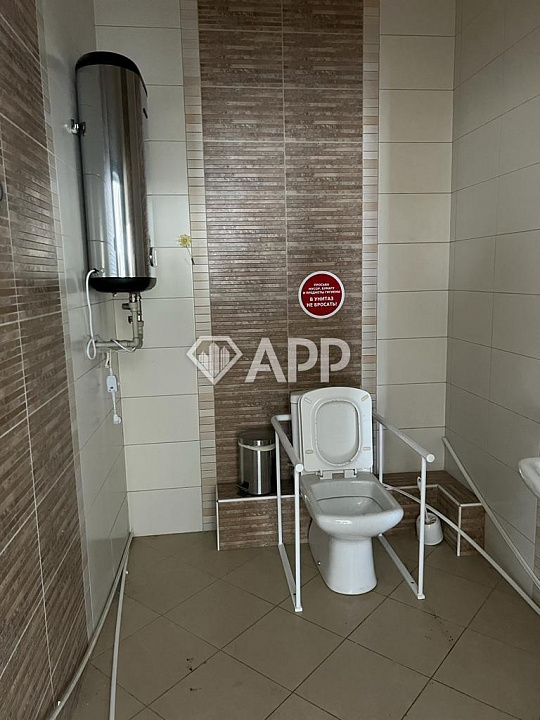 Сдам помещение свободного назначения, 800 м². Общая площадь 1000 м² фото