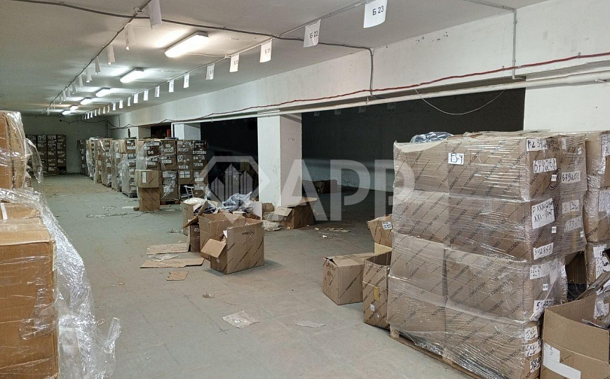 Склад в подвале 486м² фото