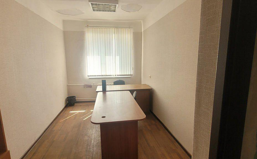 Офисы с юридическим адресом от 12,7 до 107 м2 фото