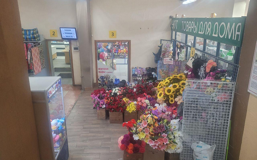 790 м2 Владимирский рынок . 1 этаж. фото