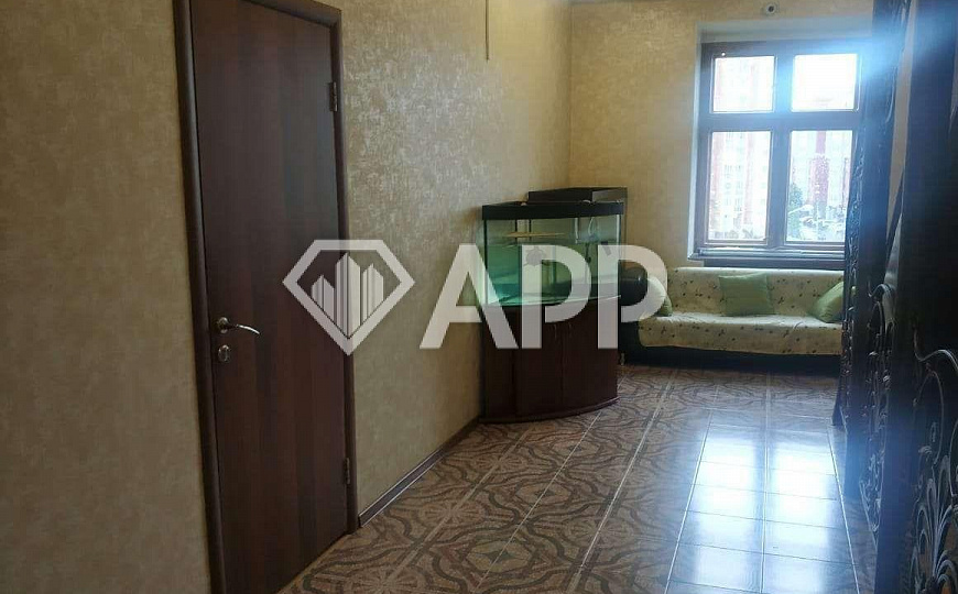 Продам здание в центре фото