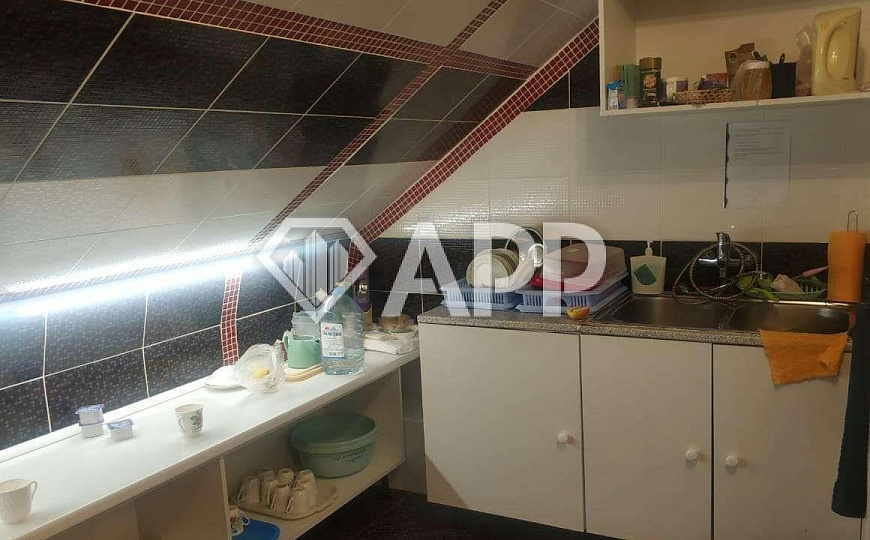 Продам здание в центре фото