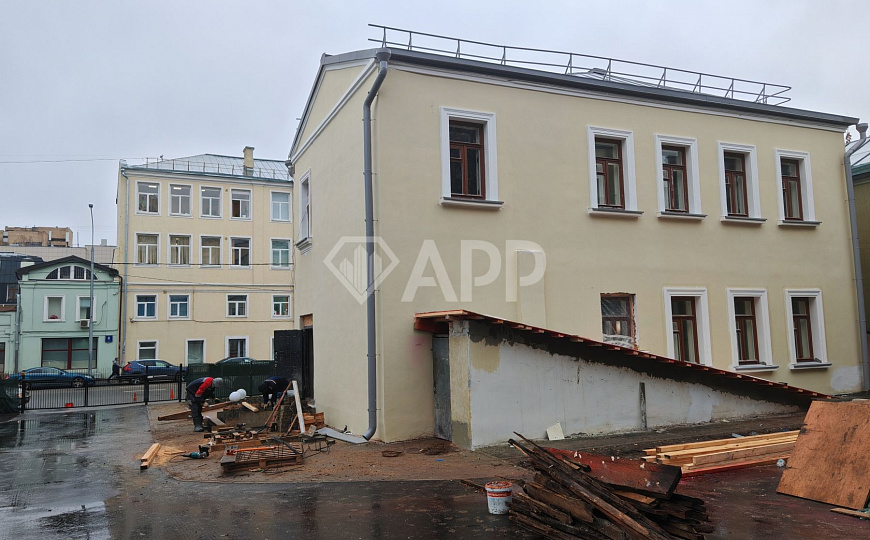 Продам здание на Таганке с парковкой фото