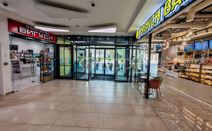 Продажа ТЦ «Март», 3952м2 фото