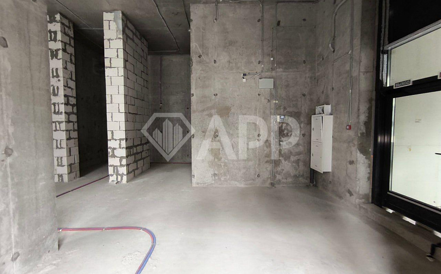 ПСН на 1й линии, в жилом доме фото