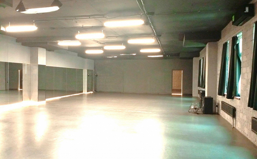 Офис на отдельном 2 этаже, 660 м² фото