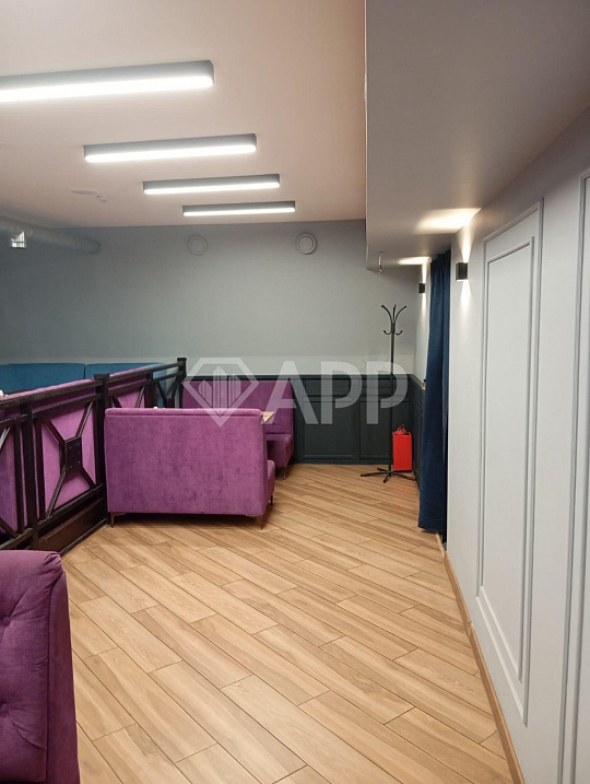 Сдаю в центре цокольное помещение свободного назначения фото