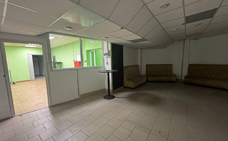 Сдам помещение свободного назначения, 320 м² фото