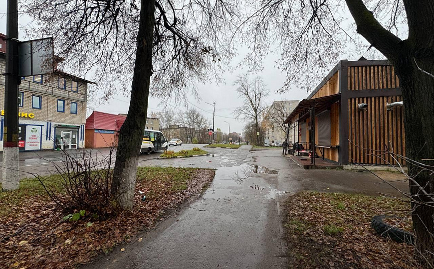 Здание с парковкой 80 м², рядом с КБ фото