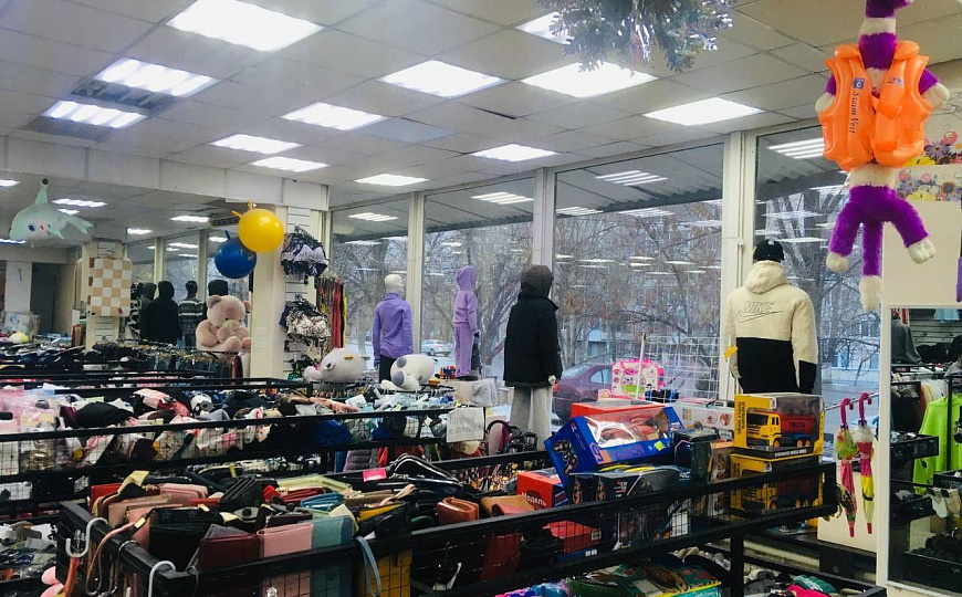 Торговая площадь 566м2 фото