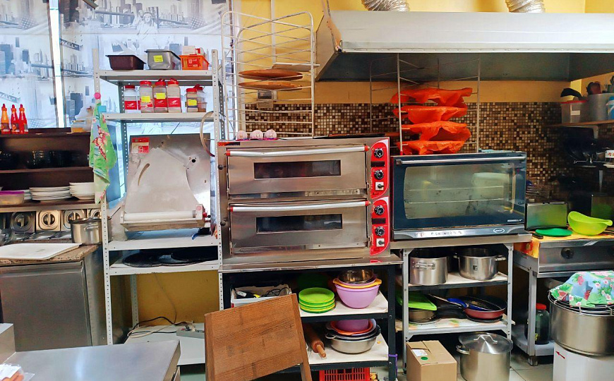 Продам успешную пиццерию на первой линии с высокой проходимостью.  фото