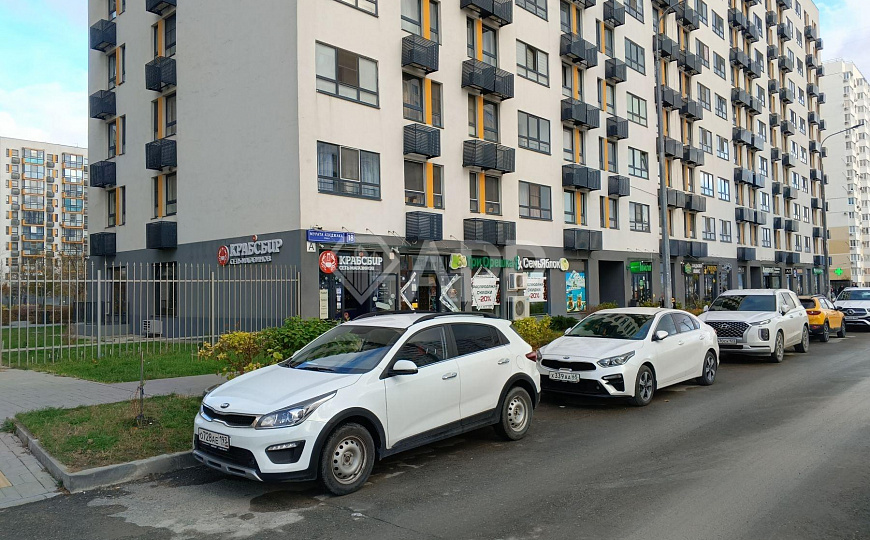 Сдаю торговое помещение, 80 м² фото