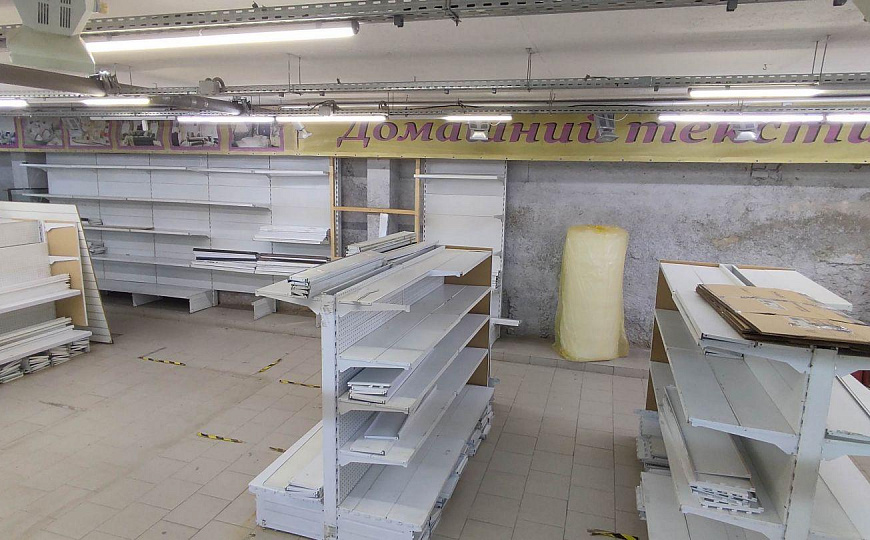 Сдам торговое помещение, 200 м² фото