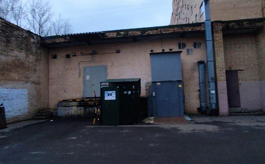 Сдам торговое помещение, 200 м² фото