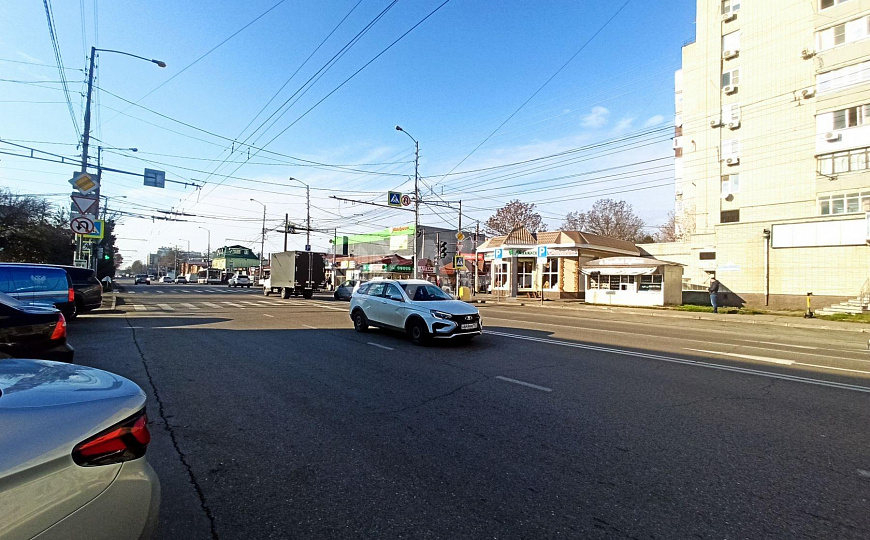 Сдаю помещение в оживлённом месте на 1 этаже, 55,6 м² фото