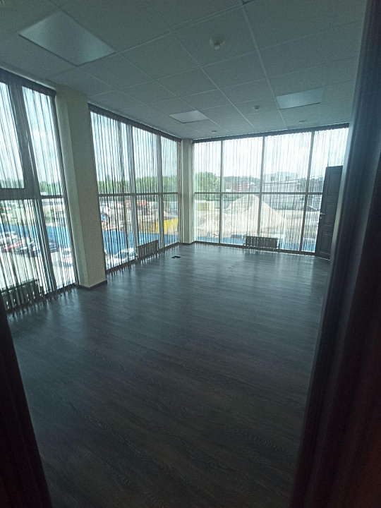 Офис премиум класса 200 м² фото