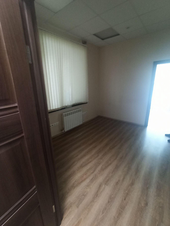 Офис премиум класса 200 м² фото