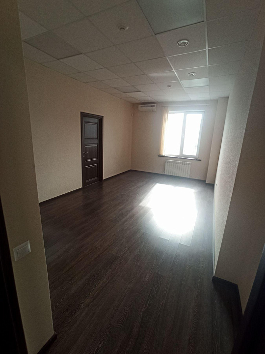 Офис премиум класса 200 м² фото