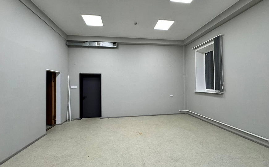 Офисное помещение 33,6 и 16,6 кв.м Общей площадью 50,2 кв.м фото