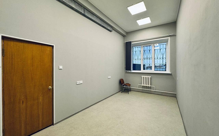 Офисное помещение 33,6 и 16,6 кв.м Общей площадью 50,2 кв.м фото