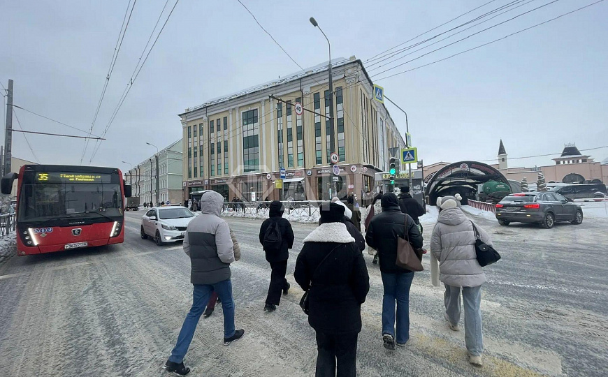 Офис с парковкой в центре. фото