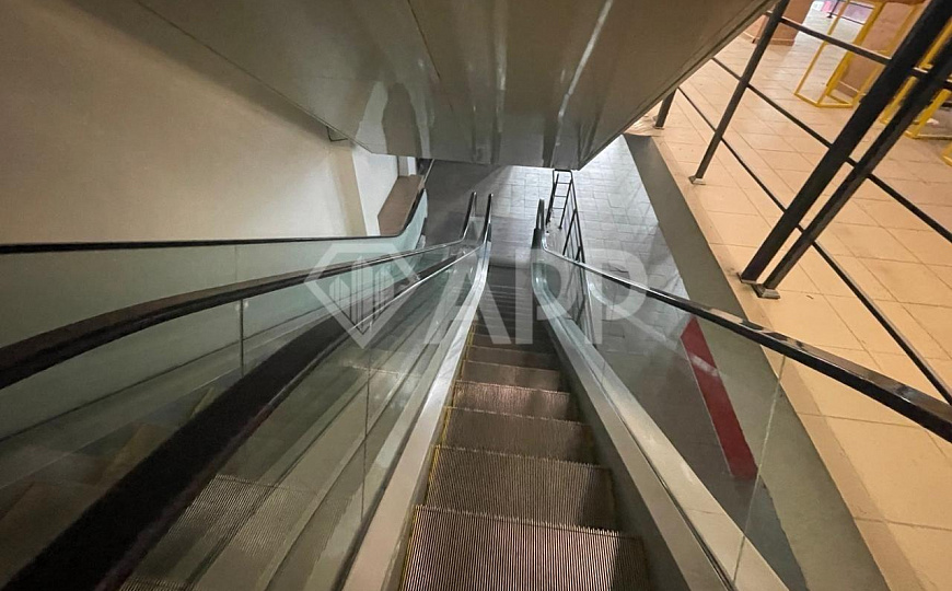 Офис с парковкой в центре. фото