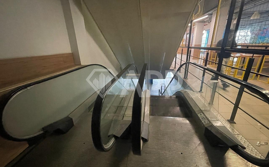 Офис с парковкой в центре. фото