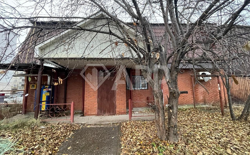 Отдельно стоящее здание фото