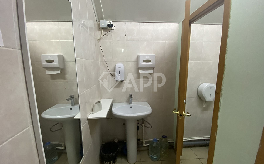 Помещение свободного назначения 32,7м2 фото