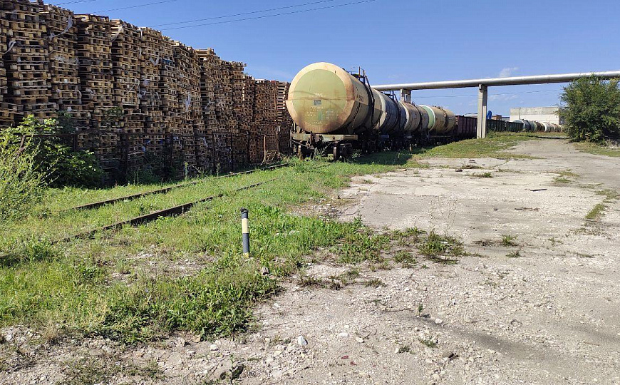 Открытая площадка на территории охраняемой базы, 5000 м²  фото