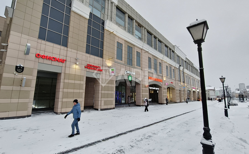 Сдаю помещение 50 м²  В ТЦ Республика фото