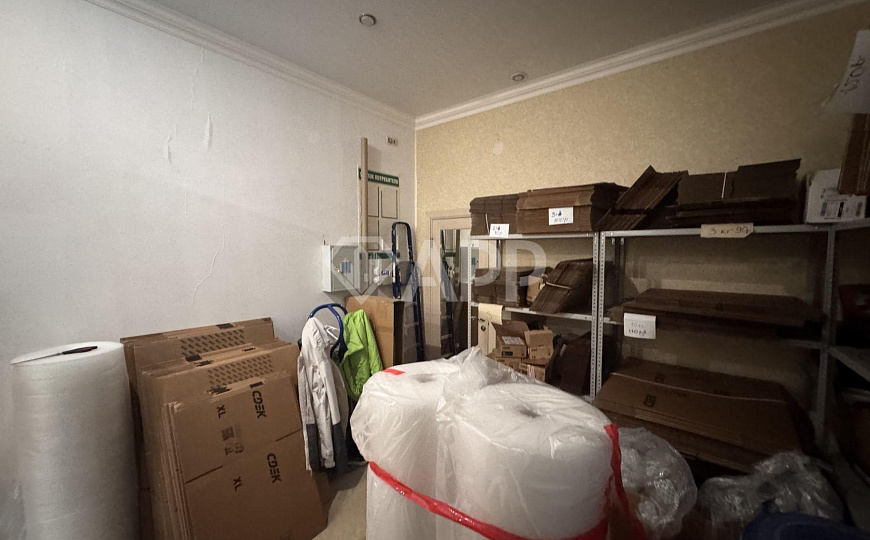 Продаю торговое помещение, 87,4 м² фото