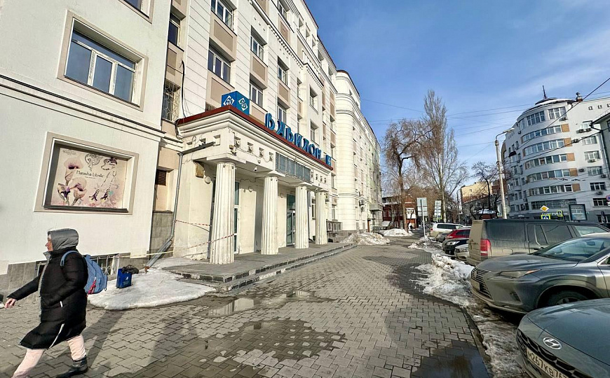 Продажа помещения 1163,6 кв.м. в ТЦ «Вавилон» фото