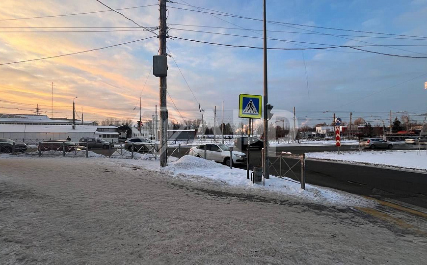 Торговый павильон на трафике 50 м2 фото