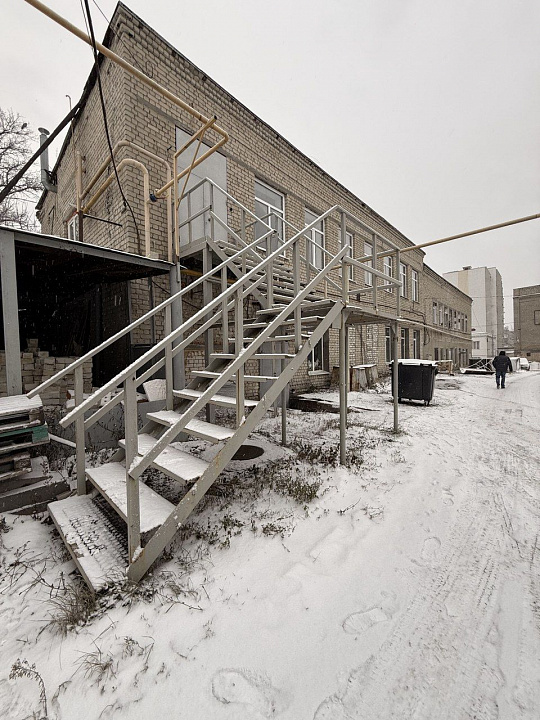 Свободного назначения, 140 м² фото