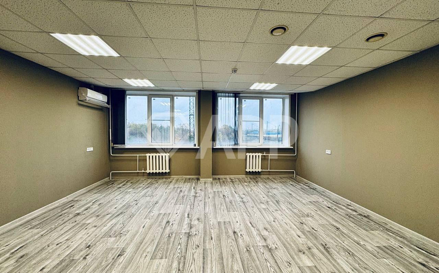 Офисное помещение 36,4 кв.м фото