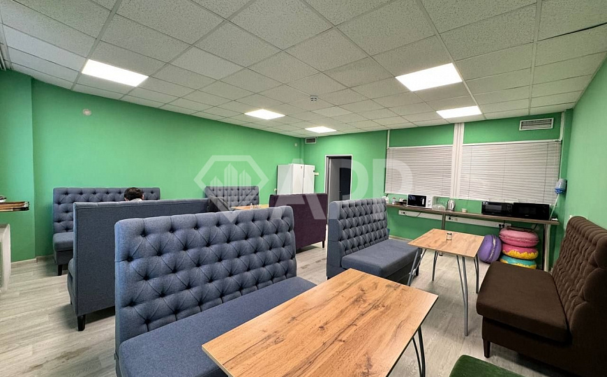 Офисное помещение 36,4 кв.м фото