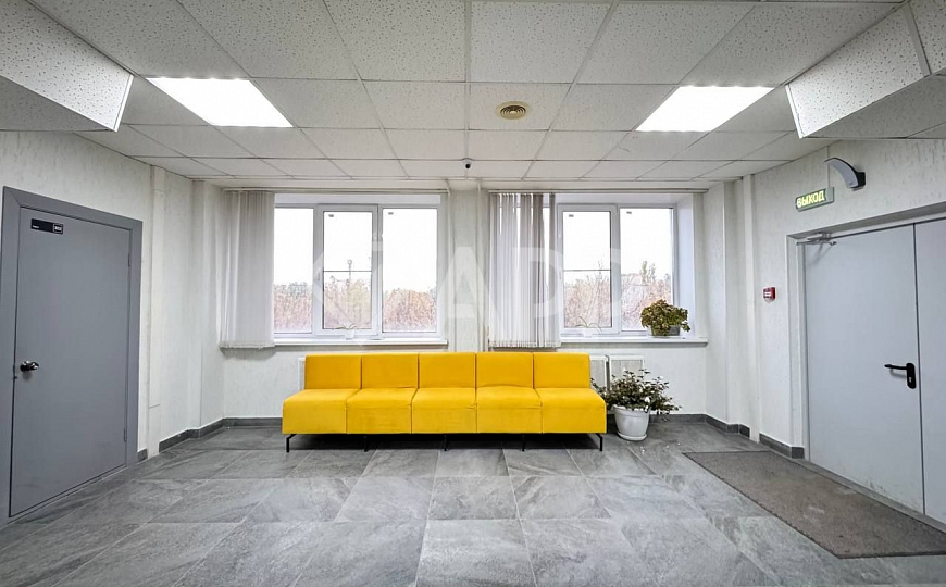 Офисное помещение 36,4 кв.м фото