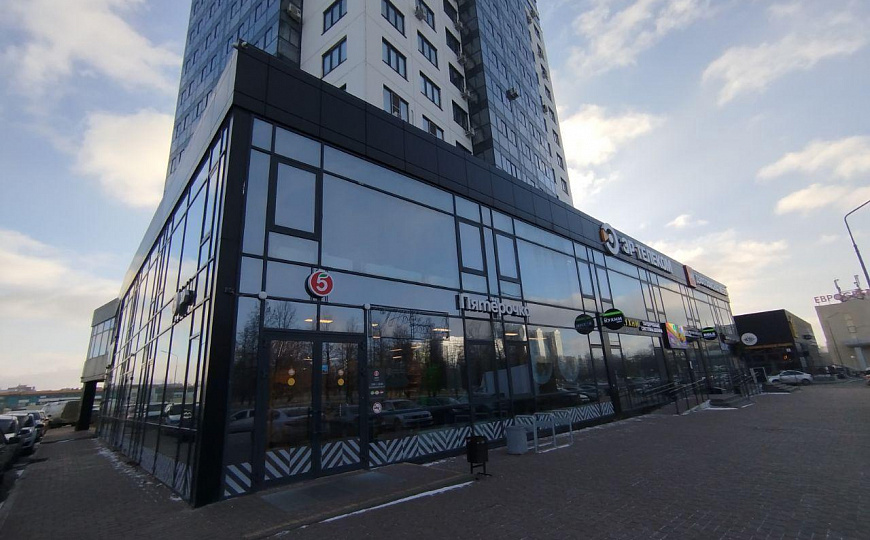 Продаётся ГАБ с 5-кой, 300кв.м фото